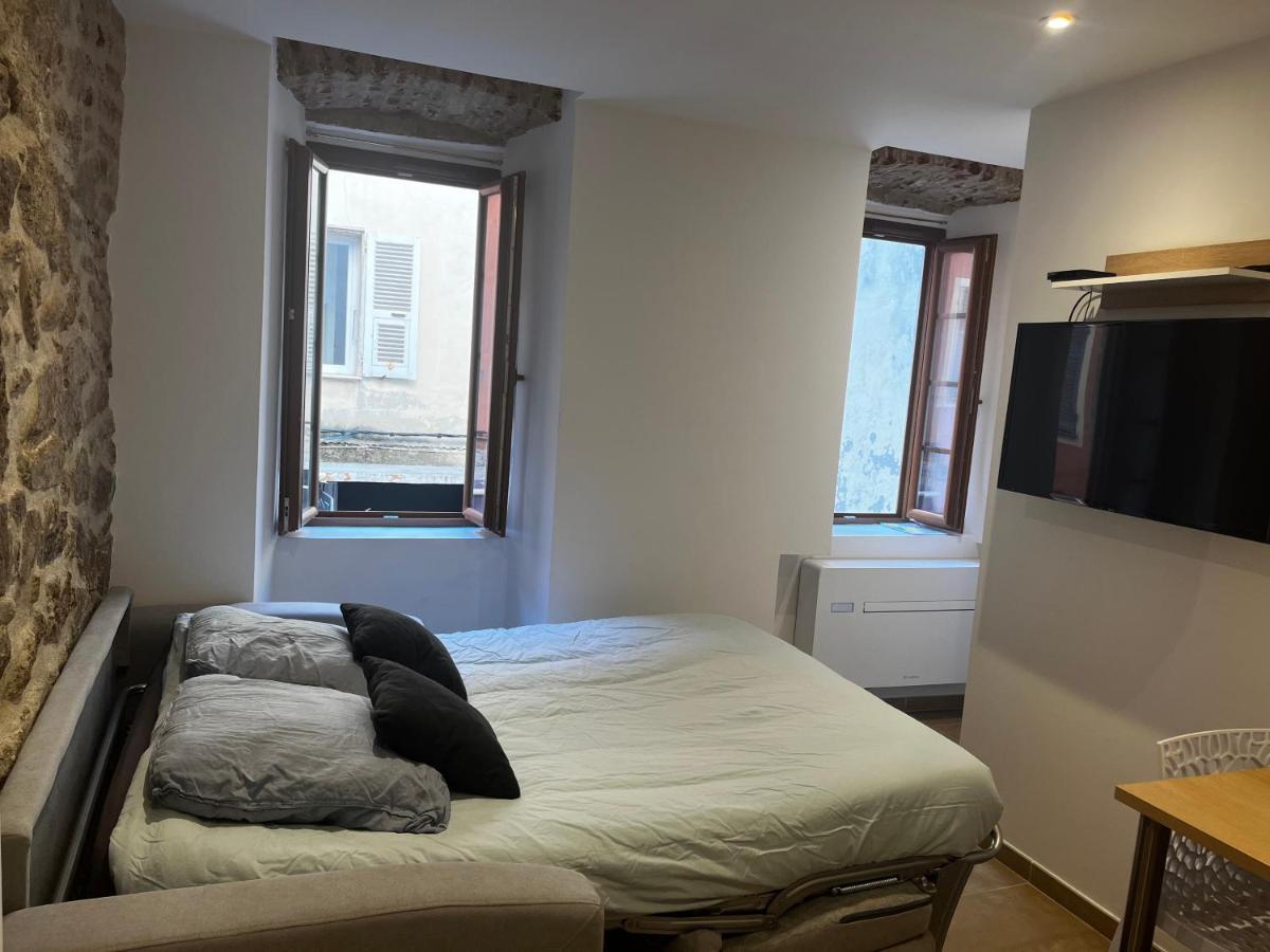 Charmant Studio Au Coeur De La Rue Fesch D'Ajaccio Аячо Екстериор снимка